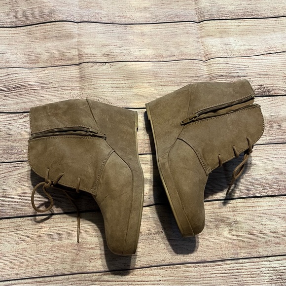 Brown Faux Suede Heeled Lace Up Booties with Side Zipper, Size 8 - Picture 2 of 8